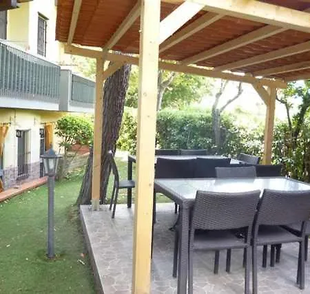 R06 Con Ampio Giardino *