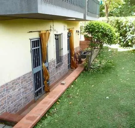 Apartment R06 Con Ampio Giardino *